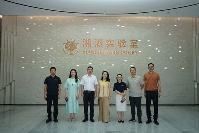 文章附图